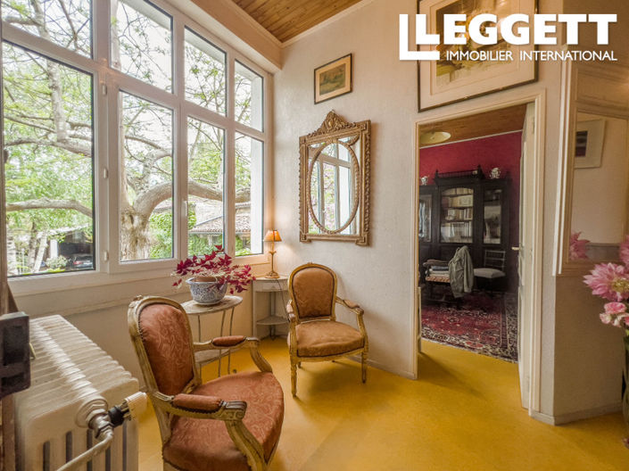 Image No.7-5 Bed House for sale