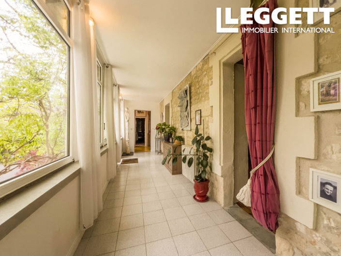 Image No.9-5 Bed House for sale