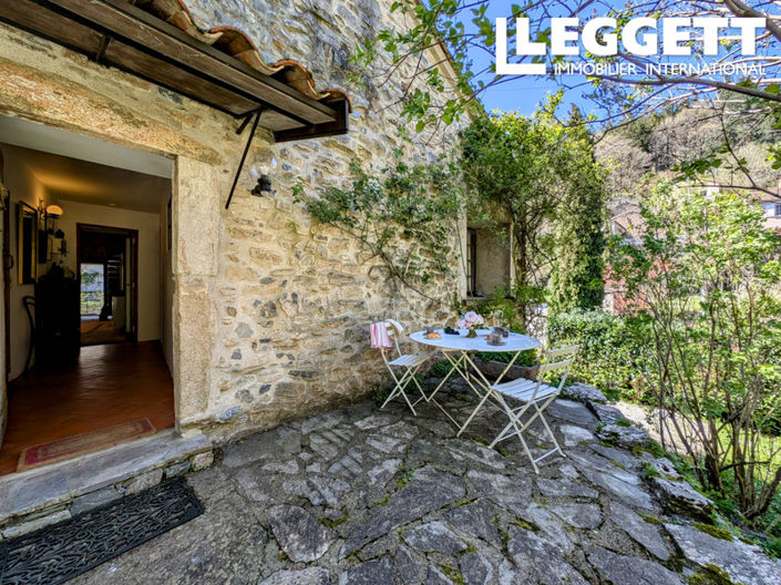Image No.1-4 Bed House for sale