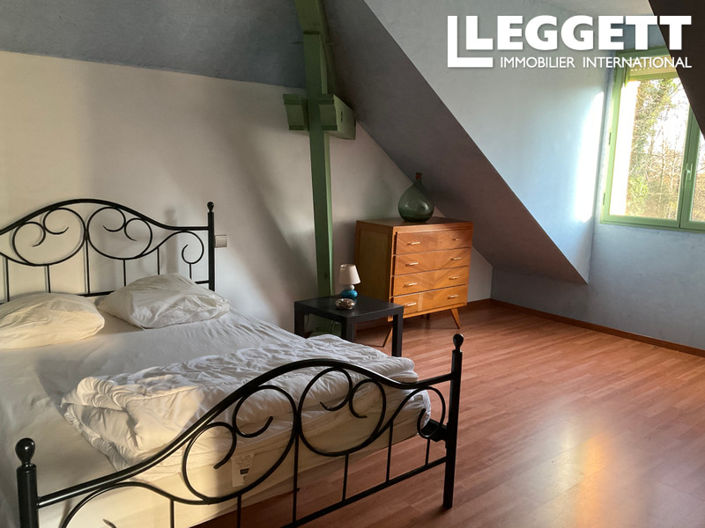 Image No.9-4 Bed House for sale