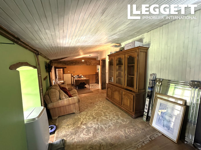 Image No.10-5 Bed House for sale