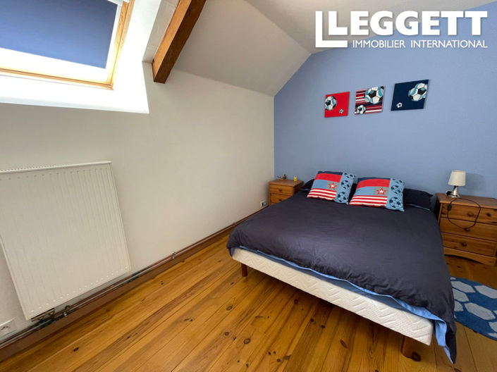 Image No.10-4 Bed House for sale