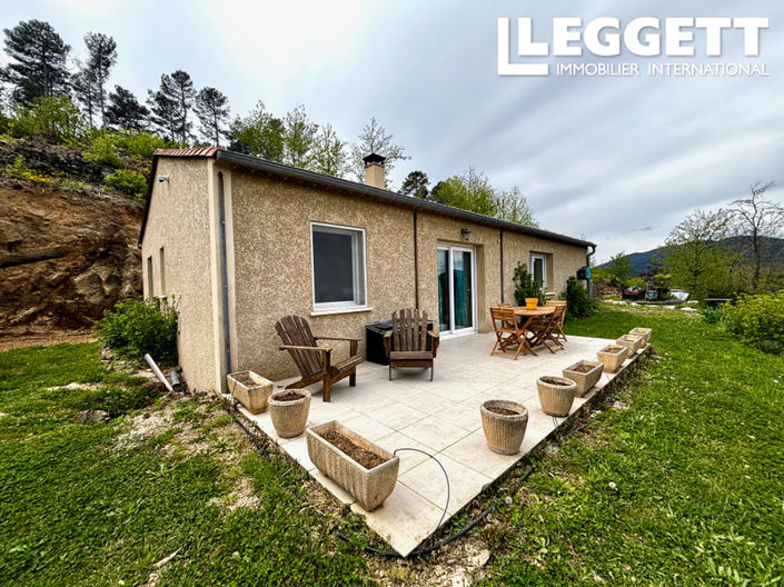 Image No.1-3 Bed House for sale