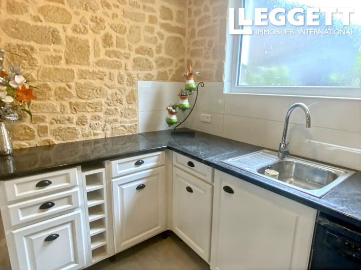 Image No.6-2 Bed House for sale