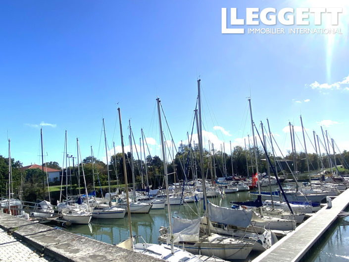 Image No.9-3 Bed House for sale