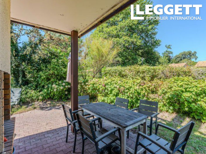 Image No.9-2 Bed House for sale