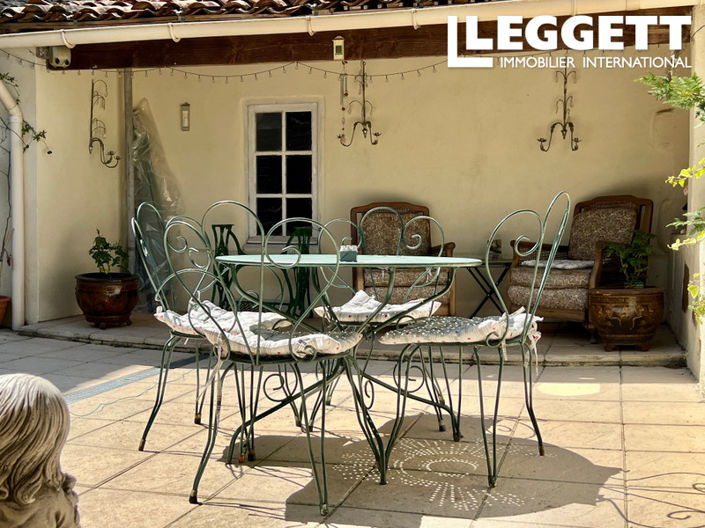 Image No.1-3 Bed House for sale