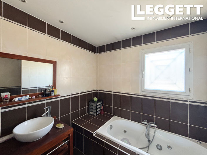 Image No.4-Maison de 4 chambres à vendre à Cébazan