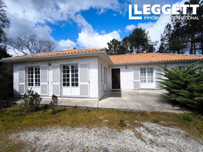 Image No.1-4 Bed House for sale