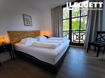 ahr0chm6ly9jzg4uagvzdglhlmltbw8vaw1hz2uvvevom