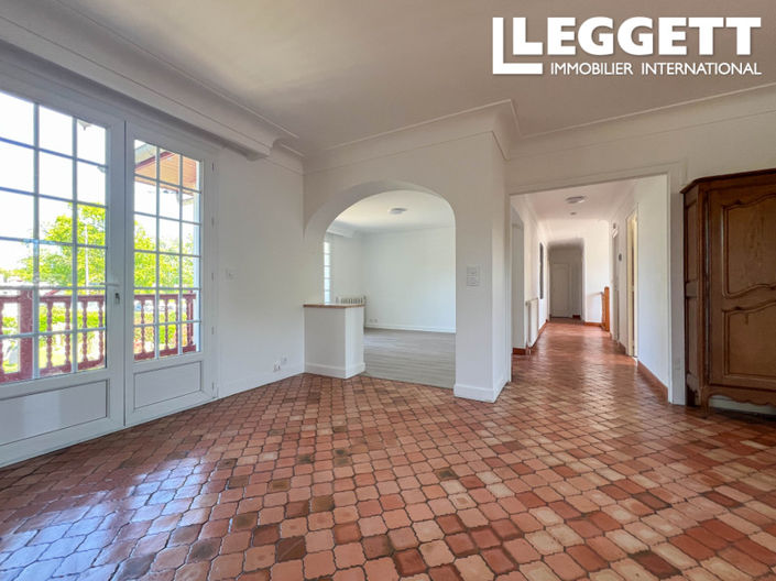 Image No.1-3 Bed Apartment for sale