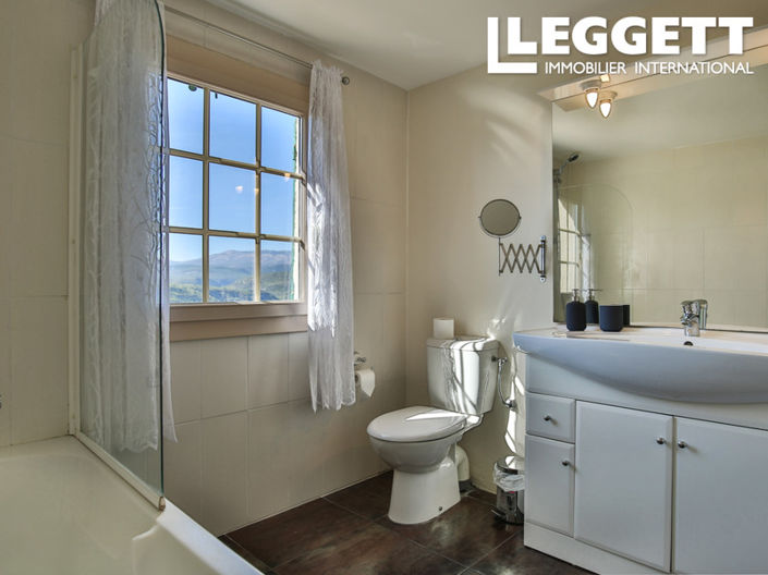 Image No.8-Maison de 5 chambres à vendre à Saint-Cézaire-sur-Siagne