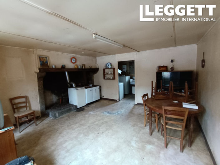 Image No.8-4 Bed House for sale