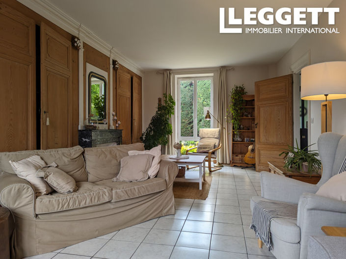 Image No.5-6 Bed House for sale