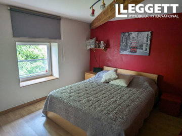 ahr0chm6ly9jzg4uagvzdglhlmltbw8vaw1hz2uvvevom