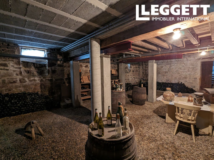 Image No.8-6 Bed House for sale