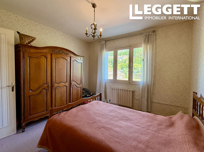 Image No.6-3 Bed House for sale