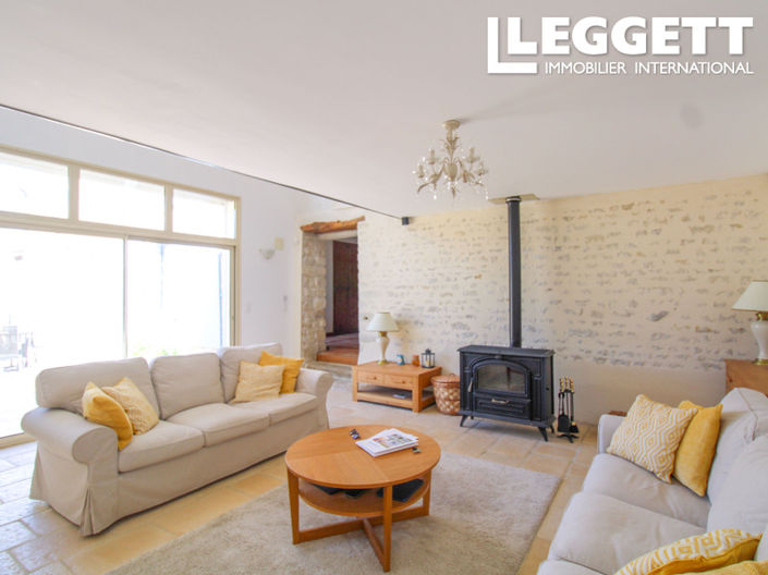 Image No.6-3 Bed House for sale