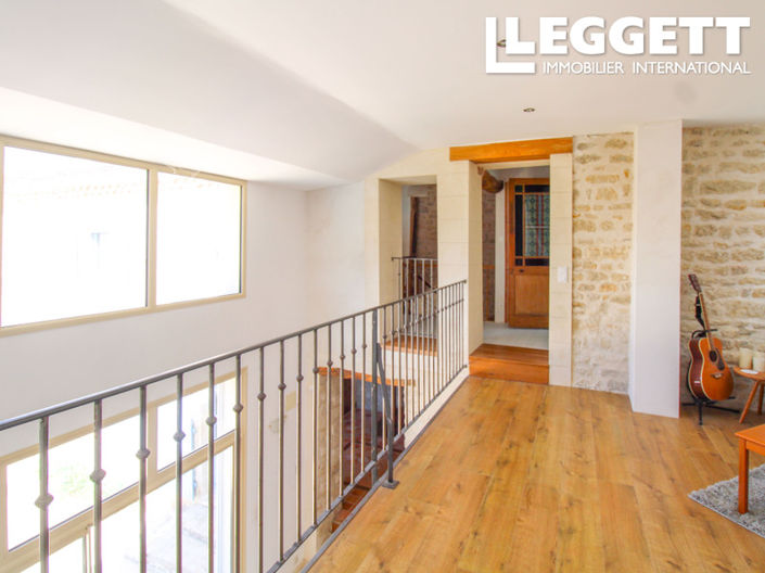 Image No.9-3 Bed House for sale