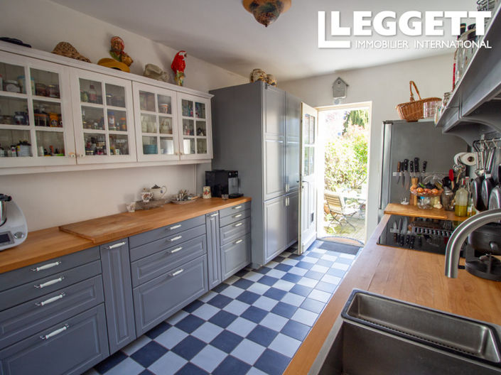 Image No.2-3 Bed House for sale