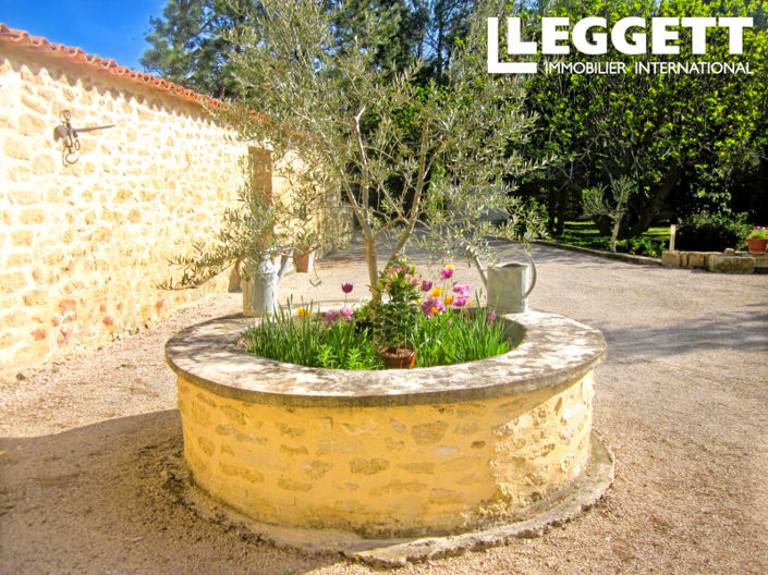 Image No.10-7 Bed House for sale