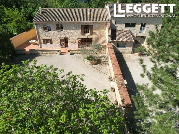 Image No.1-8 Bed House for sale