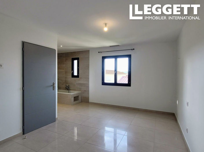 Image No.7-4 Bed House for sale