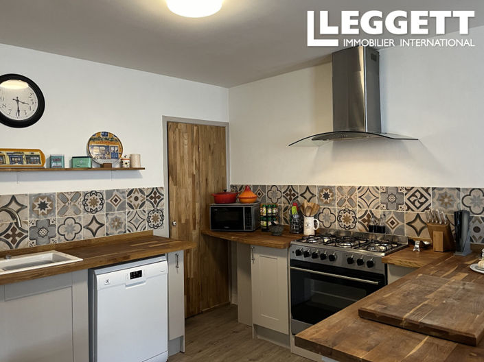 Image No.10-4 Bed House for sale