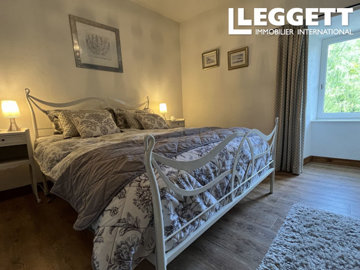 ahr0chm6ly9jzg4uagvzdglhlmltbw8vaw1hz2uvvevom