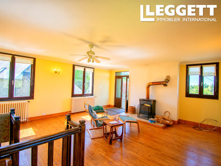 Image No.5-2 Bed House for sale