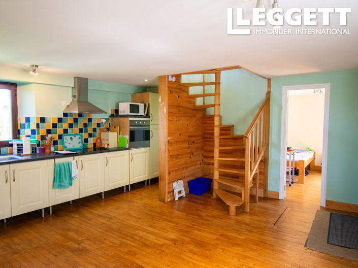 Image No.6-2 Bed House for sale