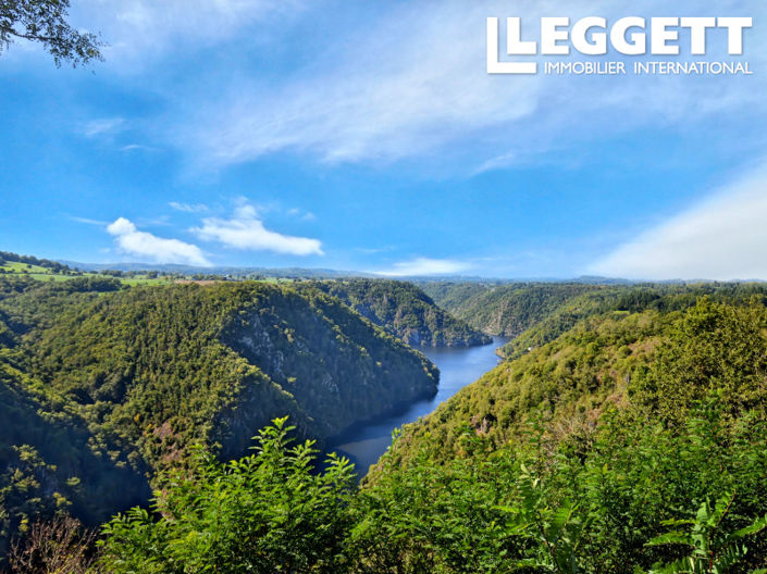 Image No.9-2 Bed House for sale