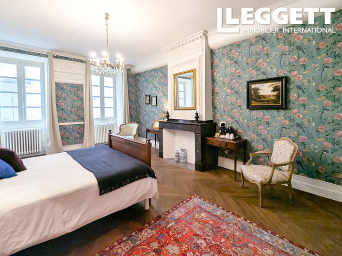 Image No.8-Maison de 8 chambres à vendre à Saint-Antonin-Noble-Val