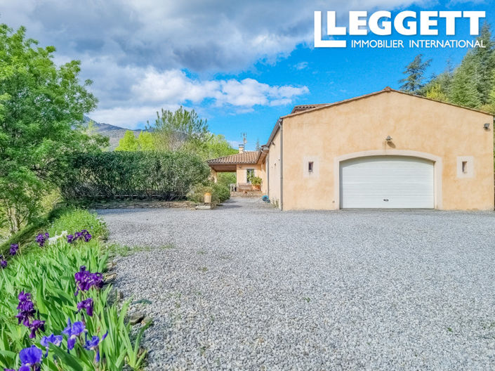 Image No.10-5 Bed House for sale