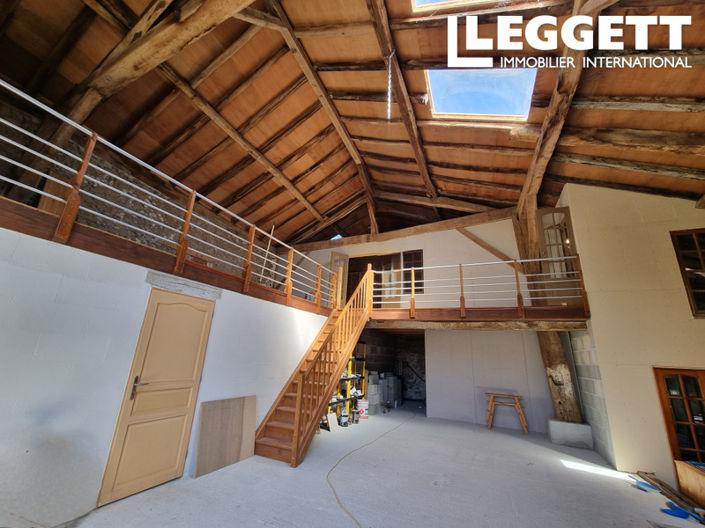 Image No.3-2 Bed Bar for sale