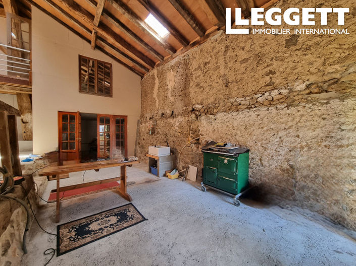 Image No.4-2 Bed Bar for sale