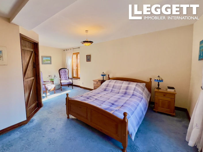 Image No.6-3 Bed House for sale