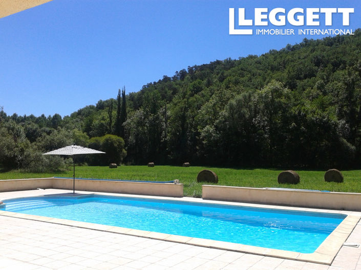 Image No.2-4 Bed House for sale