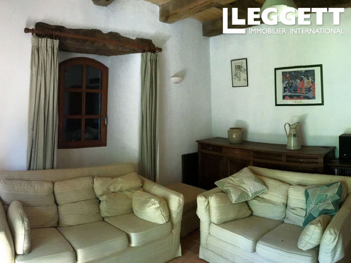 Image No.8-5 Bed House for sale