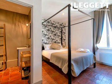 ahr0chm6ly9jzg4uagvzdglhlmltbw8vaw1hz2uvvevom