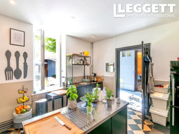 ahr0chm6ly9jzg4uagvzdglhlmltbw8vaw1hz2uvvevom