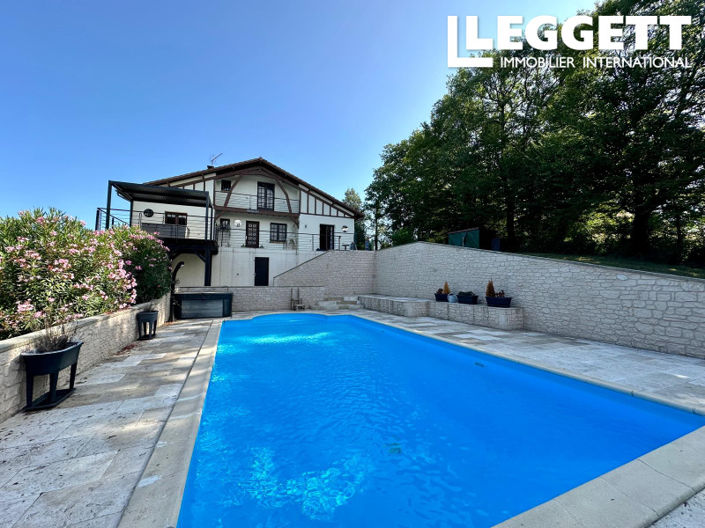 Image No.1-4 Bed House for sale