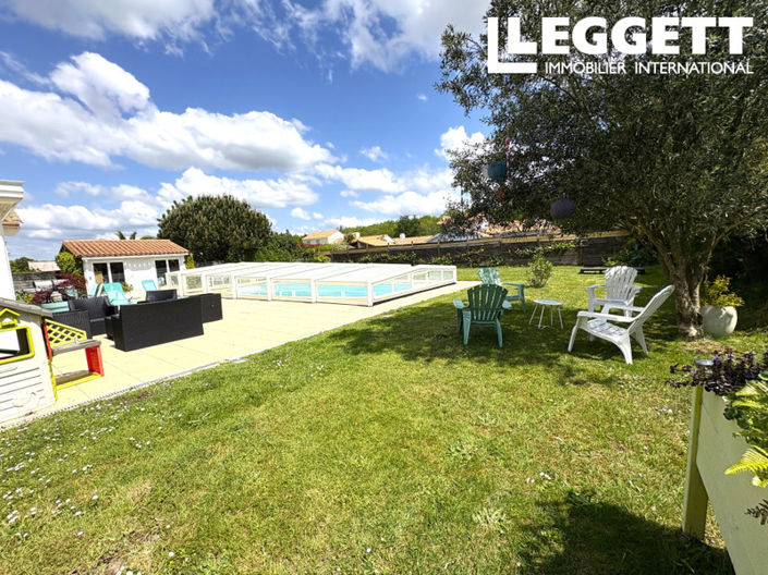 Image No.3-3 Bed House for sale