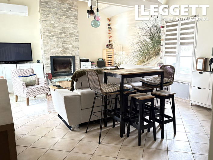 Image No.6-3 Bed House for sale