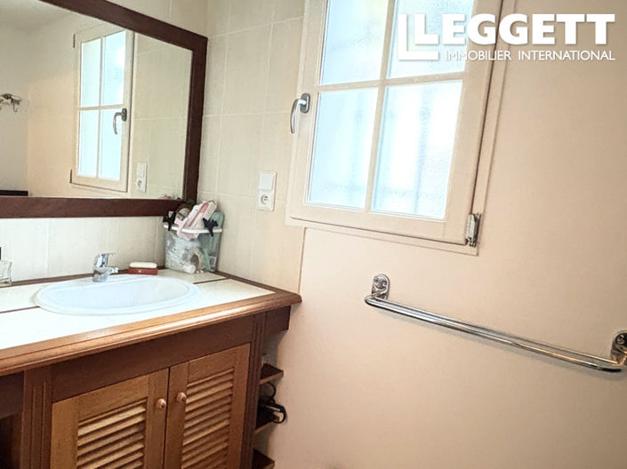 Image No.7-3 Bed House for sale