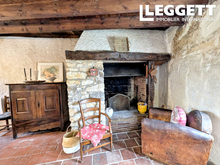 Image No.2-4 Bed House for sale