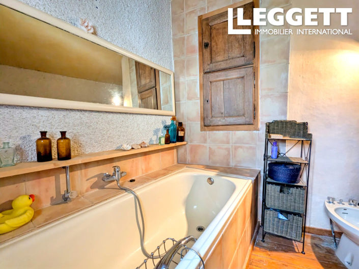 Image No.7-4 Bed House for sale