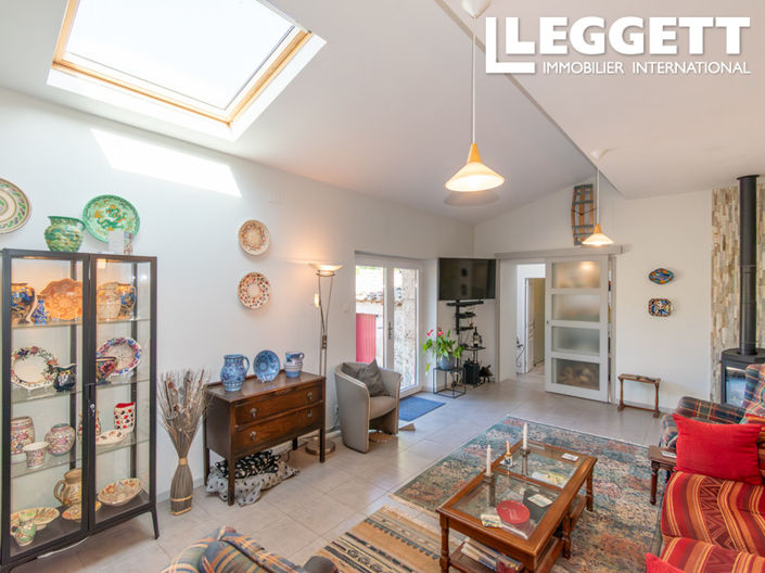 Image No.6-13 Bed House for sale