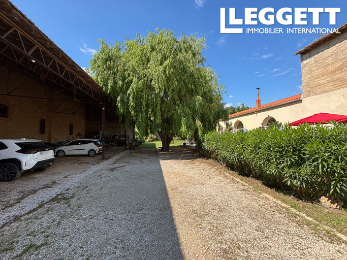 Image No.8-4 Bed House for sale