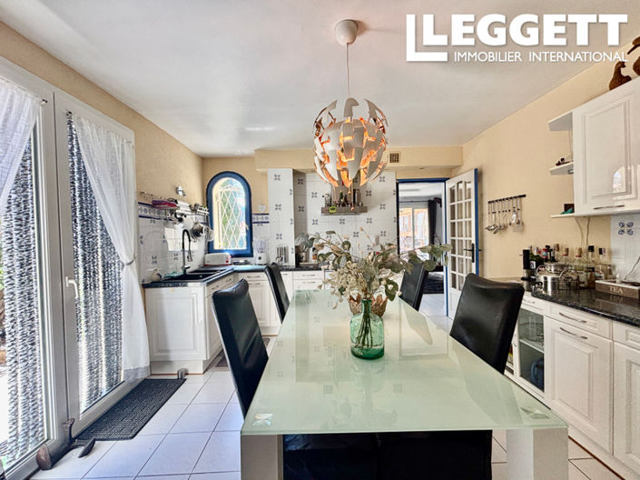 Image No.5-4 Bed House for sale